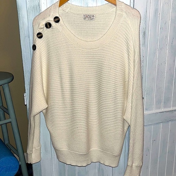 Poof! Sweaters - Beige Dolan Sleeve Sweater Size Large